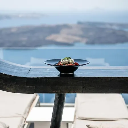 מלון On The Rocks - Small Luxury Of The World (adults Only) אימרוביגלי