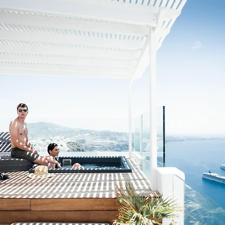 מלון On The Rocks - Small Luxury Of The World (adults Only) אימרוביגלי